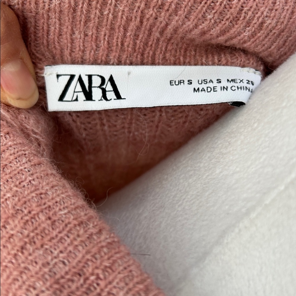 ZARA Pink Ruffle Trim Knit Cardigan Sweater Button Front Size Small - Picture 4 of 11